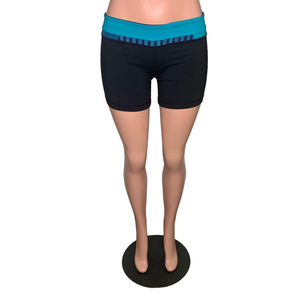 Lululemon Reverse Groove Short Black/Teal-blue Hidden Pocket on Waist Size 8
